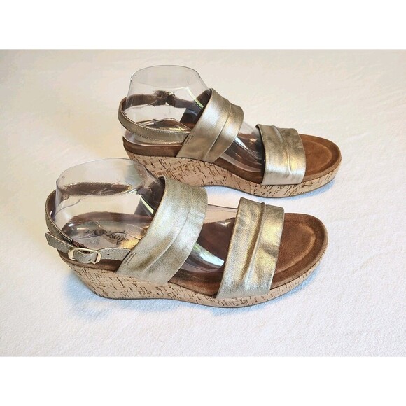 Euro Soft Sofft Sandals Womens 9.5 Kahley Wedge Cork Slingback Gold Faux Leather - Picture 2 of 11